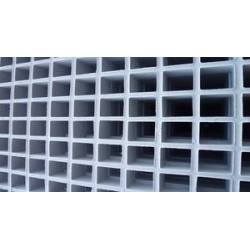 Caillebotis polyester